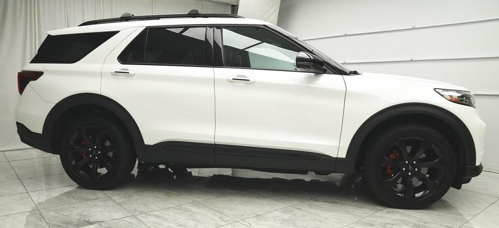 used 2022 Ford Explorer car, priced at $33,995
