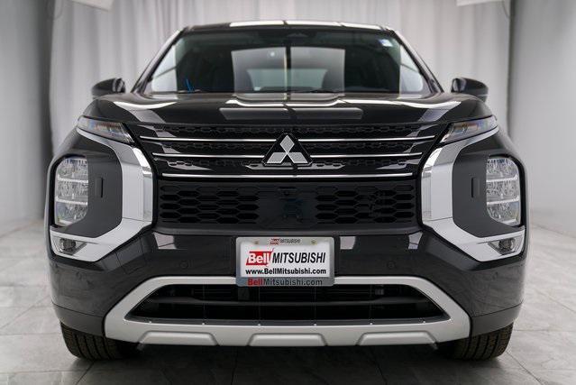 used 2024 Mitsubishi Outlander car, priced at $26,500