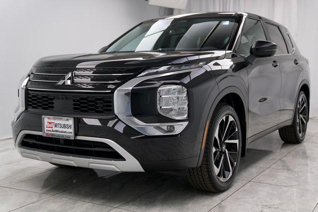 used 2024 Mitsubishi Outlander car, priced at $26,500