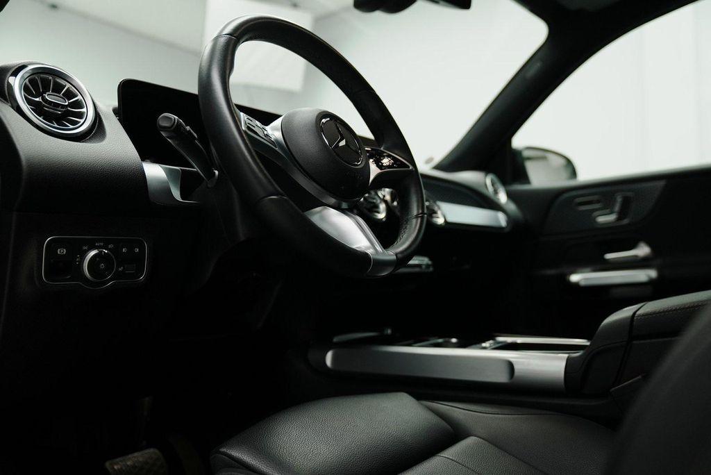 used 2024 Mercedes-Benz GLB 250 car, priced at $36,900