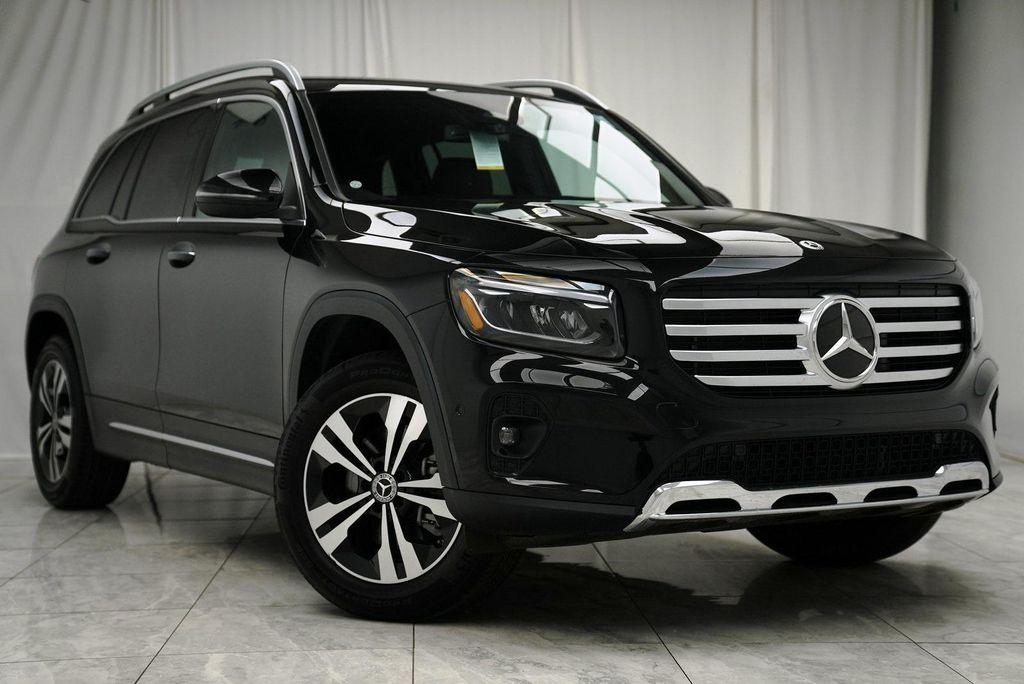 used 2024 Mercedes-Benz GLB 250 car, priced at $36,900