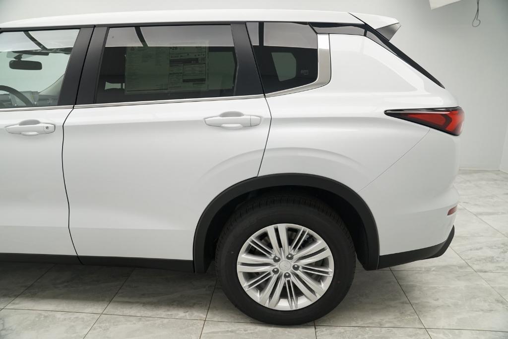 used 2024 Mitsubishi Outlander car, priced at $30,300