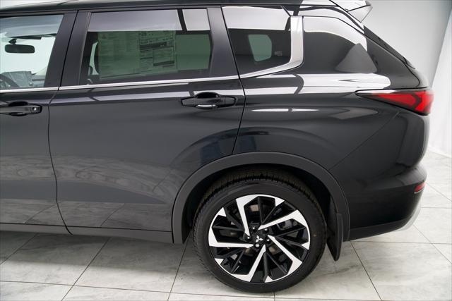 new 2024 Mitsubishi Outlander car, priced at $36,355