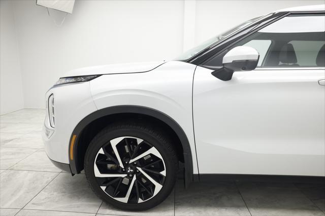 used 2022 Mitsubishi Outlander car, priced at $22,900