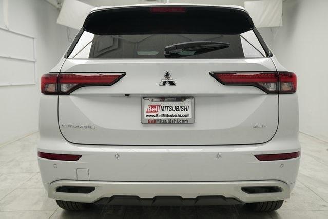 new 2024 Mitsubishi Outlander car, priced at $39,905