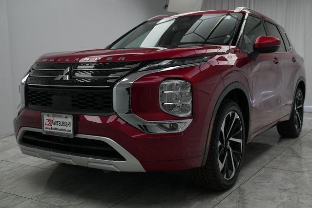 new 2024 Mitsubishi Outlander car, priced at $39,905