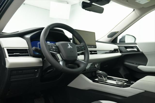 new 2025 Mitsubishi Outlander car, priced at $39,865