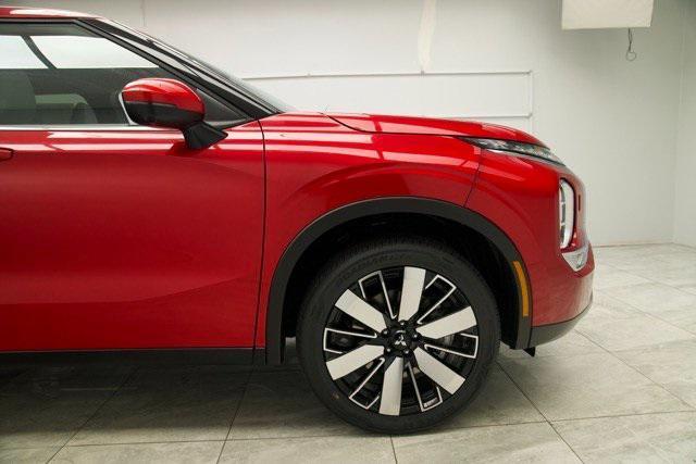 new 2025 Mitsubishi Outlander car, priced at $37,415