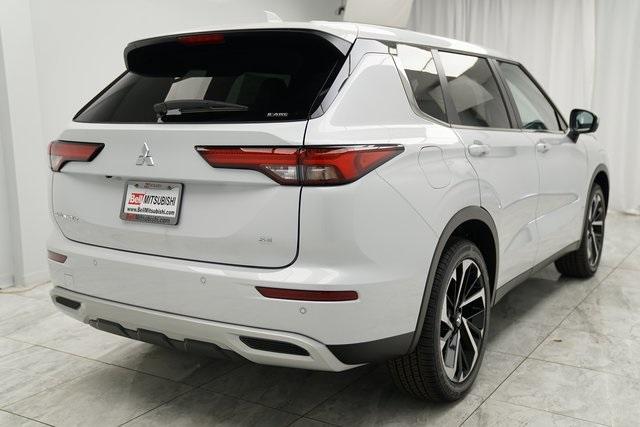 used 2024 Mitsubishi Outlander car, priced at $31,900