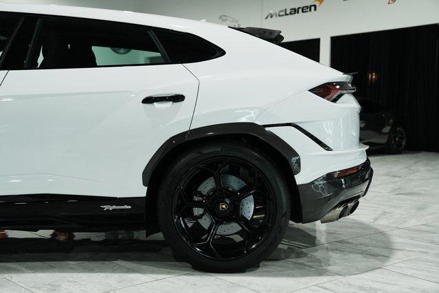 used 2024 Lamborghini Urus car, priced at $299,995