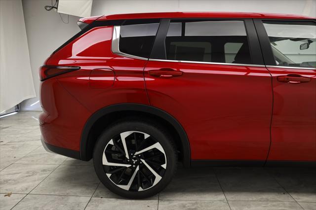 new 2024 Mitsubishi Outlander car, priced at $36,015