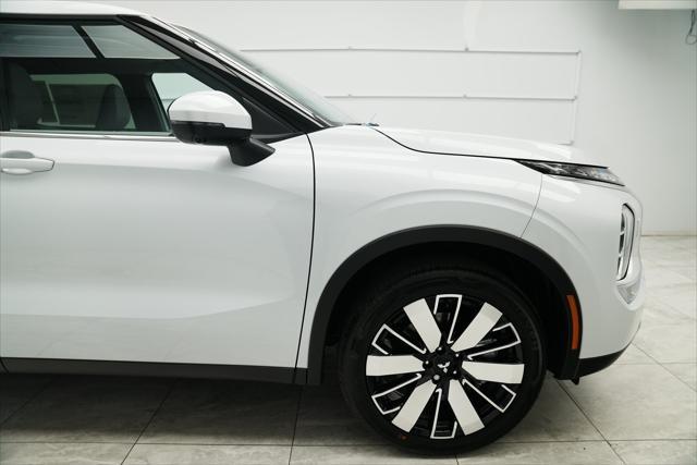 new 2025 Mitsubishi Outlander car, priced at $40,360