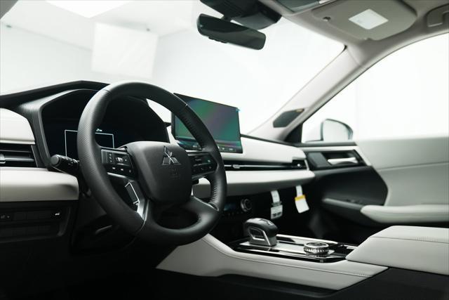 new 2025 Mitsubishi Outlander car, priced at $40,360