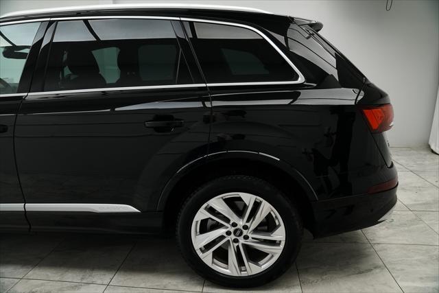 used 2024 Audi Q7 car, priced at $58,900