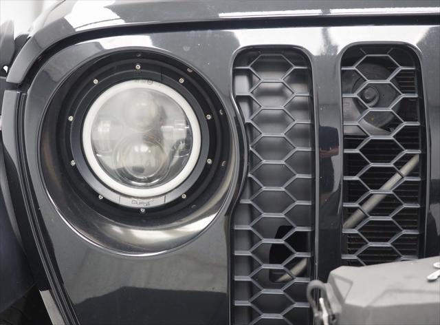 used 2020 Jeep Gladiator car, priced at $28,400