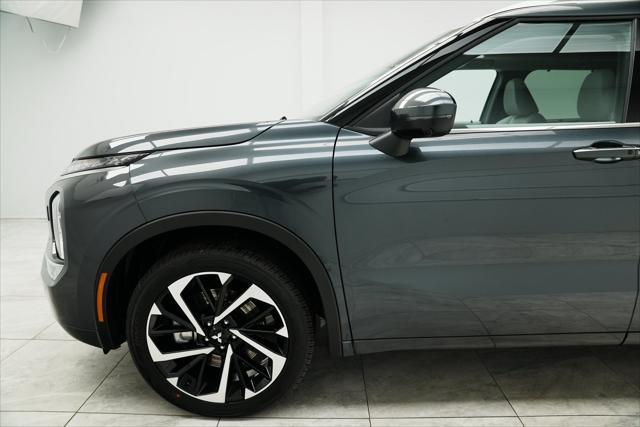 new 2024 Mitsubishi Outlander car, priced at $41,760