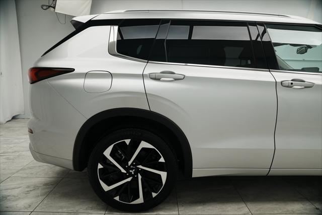 new 2024 Mitsubishi Outlander car, priced at $39,070