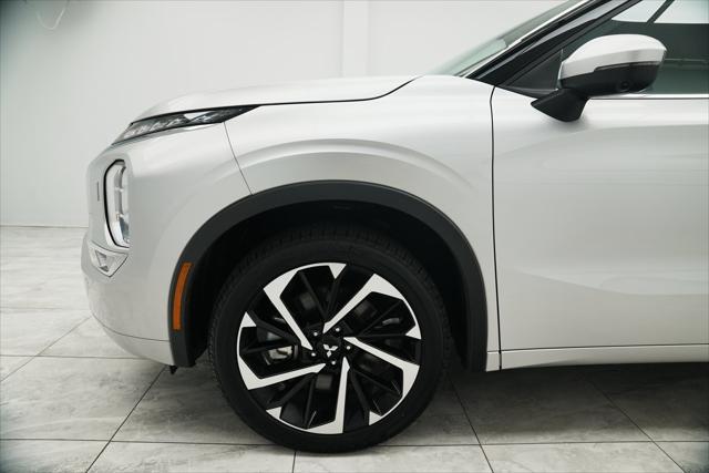 new 2024 Mitsubishi Outlander car, priced at $39,070