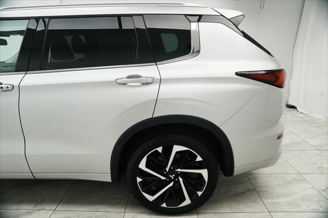 new 2024 Mitsubishi Outlander car, priced at $39,070