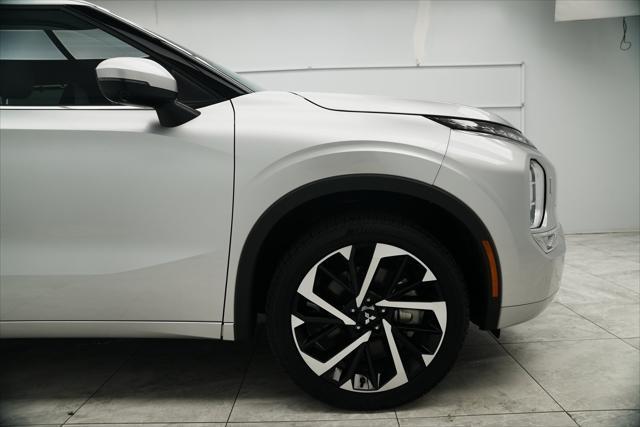 new 2024 Mitsubishi Outlander car, priced at $39,070