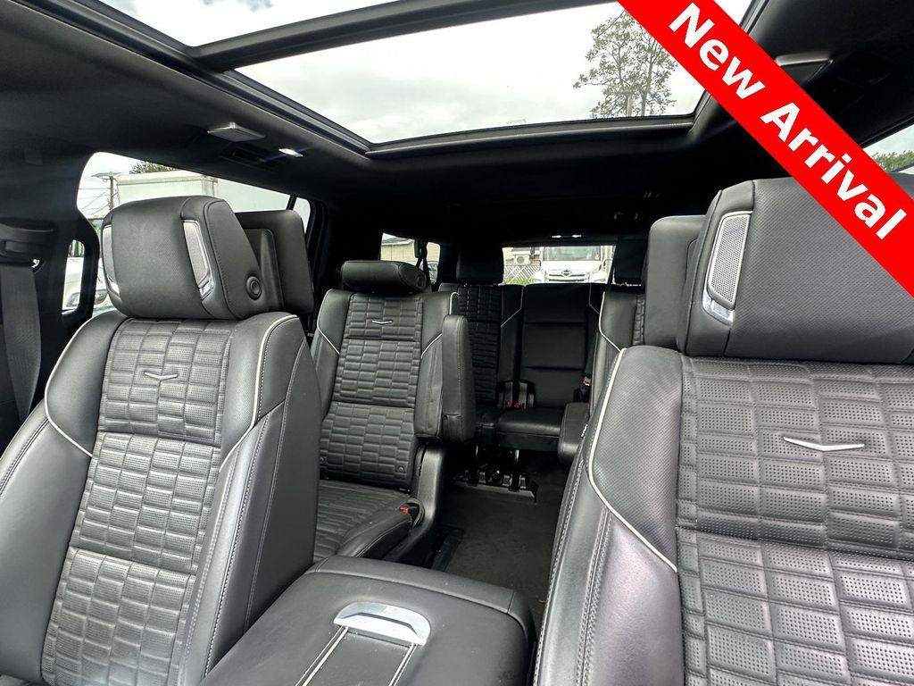 used 2023 Cadillac Escalade ESV car, priced at $76,995