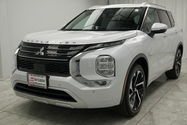 used 2024 Mitsubishi Outlander car, priced at $34,900