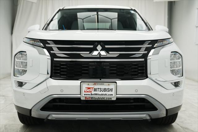new 2025 Mitsubishi Outlander car, priced at $40,460