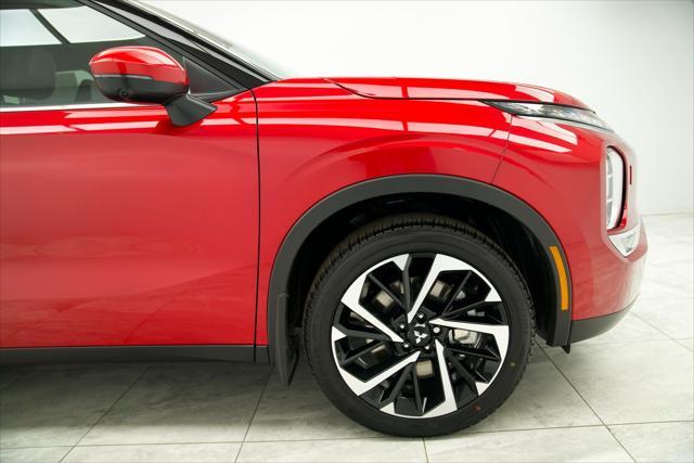 used 2024 Mitsubishi Outlander car, priced at $33,900