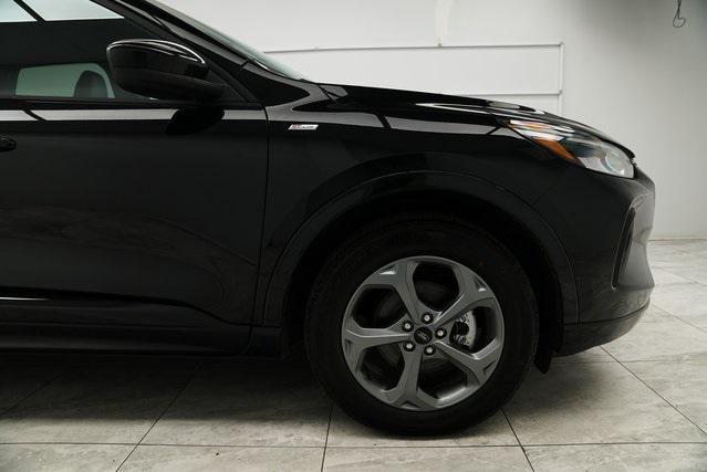 used 2023 Ford Escape car, priced at $28,500