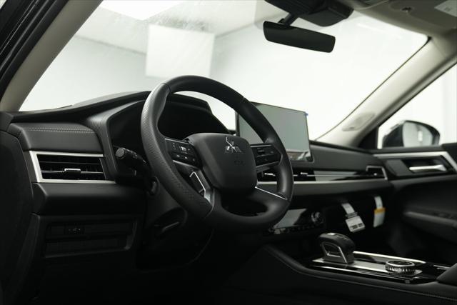 new 2025 Mitsubishi Outlander car, priced at $33,845