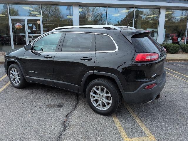 used 2018 Jeep Cherokee car, priced at $8,756