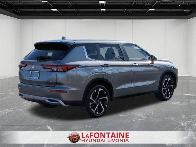 used 2022 Mitsubishi Outlander car, priced at $23,637