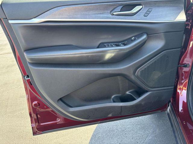 used 2023 Jeep Grand Cherokee L car, priced at $30,670