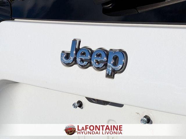 used 2019 Jeep Cherokee car, priced at $15,614