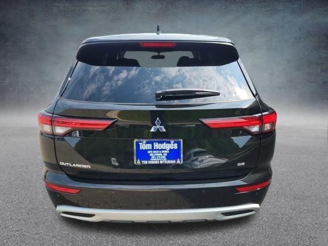 new 2024 Mitsubishi Outlander car, priced at $31,995