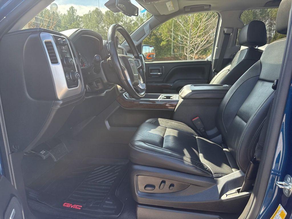 used 2018 GMC Sierra 1500 car, priced at $31,995