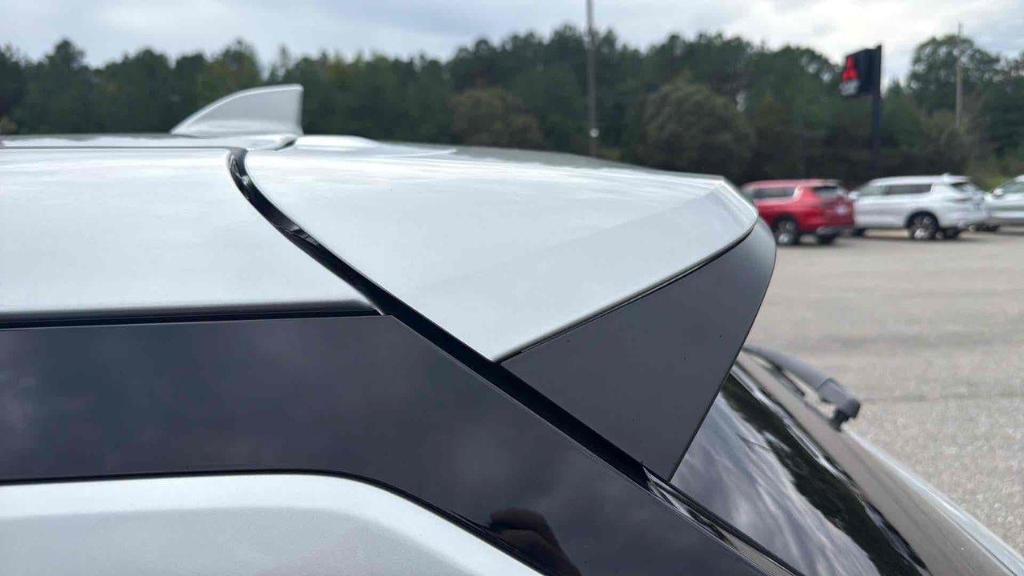 new 2025 Mitsubishi Outlander car, priced at $37,205