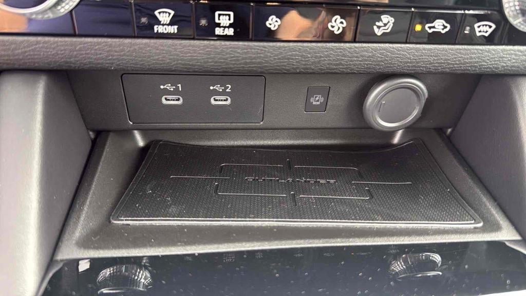 new 2025 Mitsubishi Outlander car, priced at $37,205