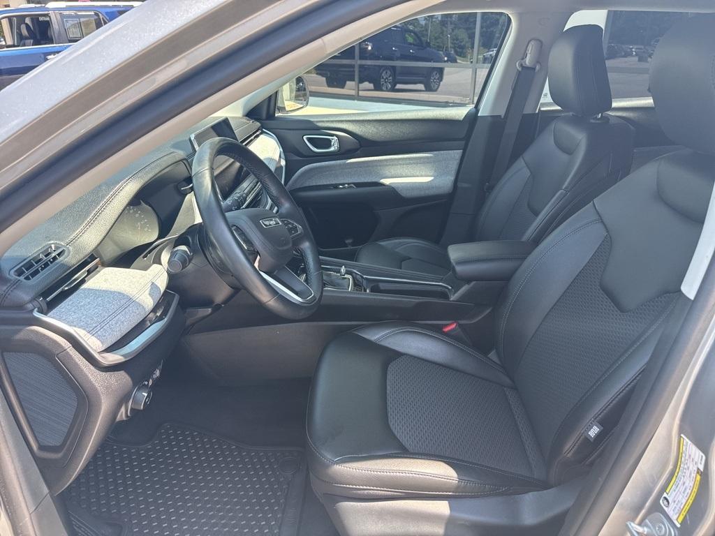 used 2022 Jeep Compass car, priced at $25,995