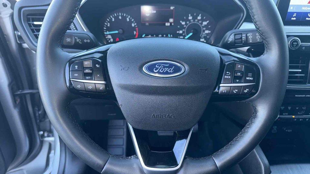 used 2022 Ford Escape car, priced at $24,995