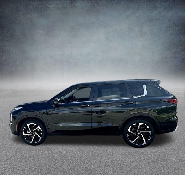 new 2024 Mitsubishi Outlander car, priced at $31,995