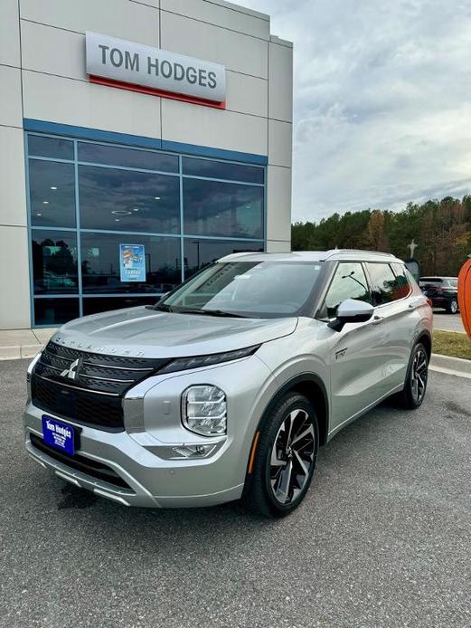 new 2025 Mitsubishi Outlander PHEV car, priced at $44,995