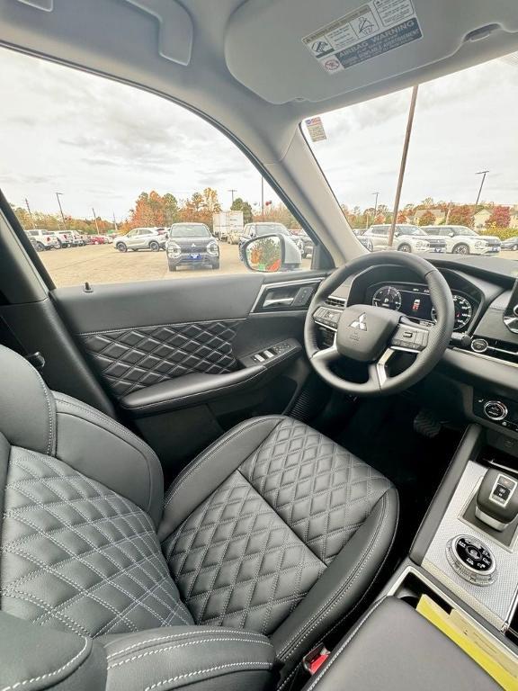 new 2025 Mitsubishi Outlander PHEV car, priced at $44,995