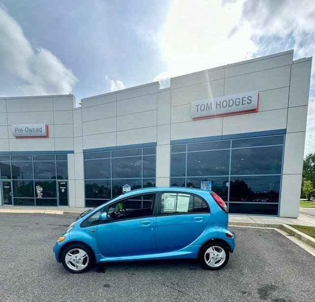 used 2016 Mitsubishi i-MiEV car, priced at $7,995