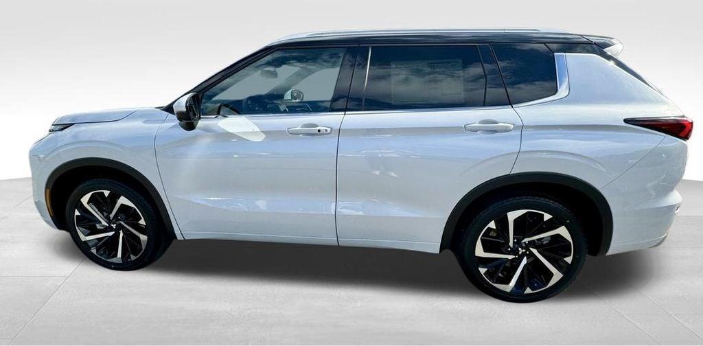 new 2024 Mitsubishi Outlander car, priced at $36,995