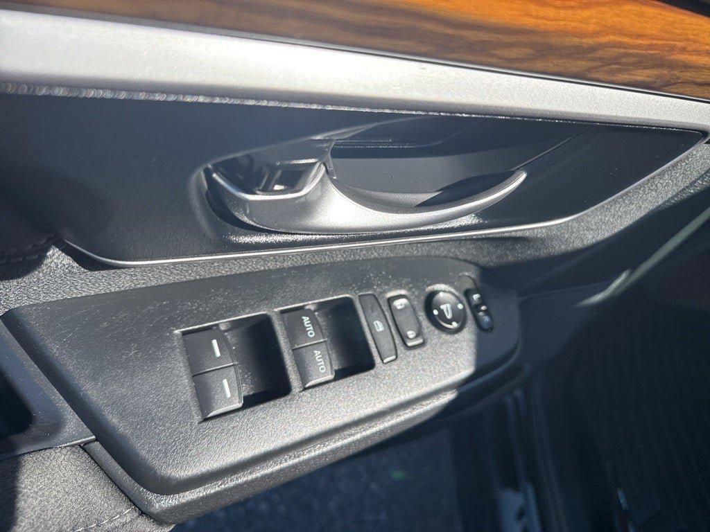 used 2018 Honda CR-V car, priced at $19,995