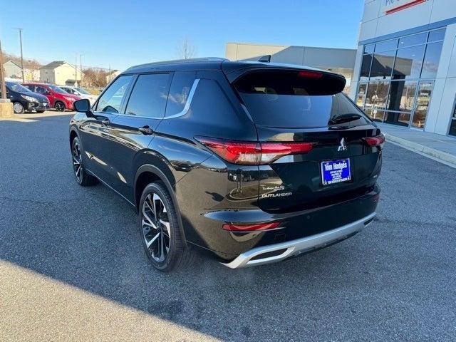 new 2024 Mitsubishi Outlander car, priced at $39,299