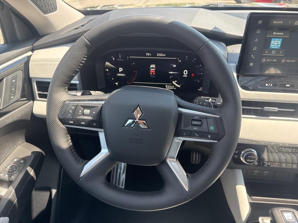new 2025 Mitsubishi Outlander car, priced at $43,560