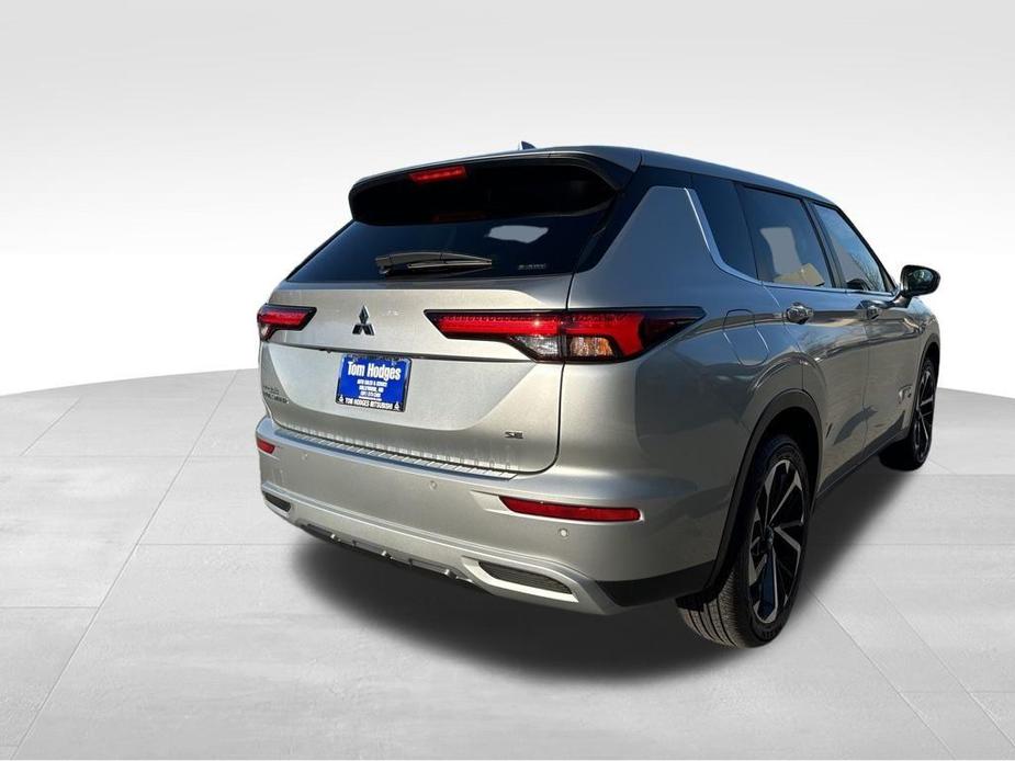 new 2024 Mitsubishi Outlander car, priced at $32,499