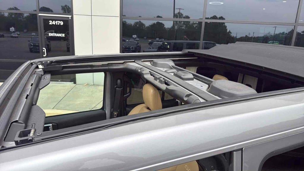 used 2019 Jeep Wrangler Unlimited car, priced at $31,995